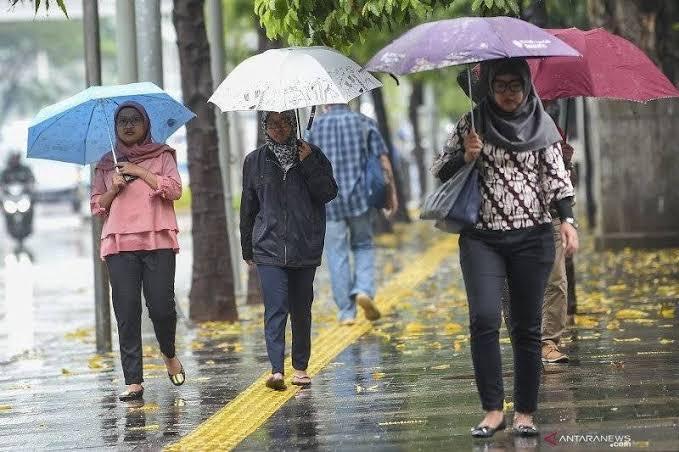 Jumat, 9 Desember 2022 Wilayah Lampung Diperkirakan Berawan Hingga Berpotensi HujanÂ 